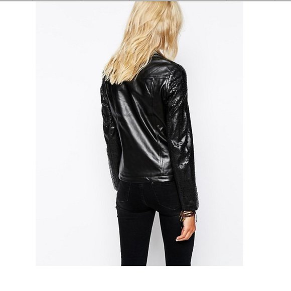 HOUSE OF HARLOW VEGAN LEATHER LASER CUT JACKET - Picture 4 of 5